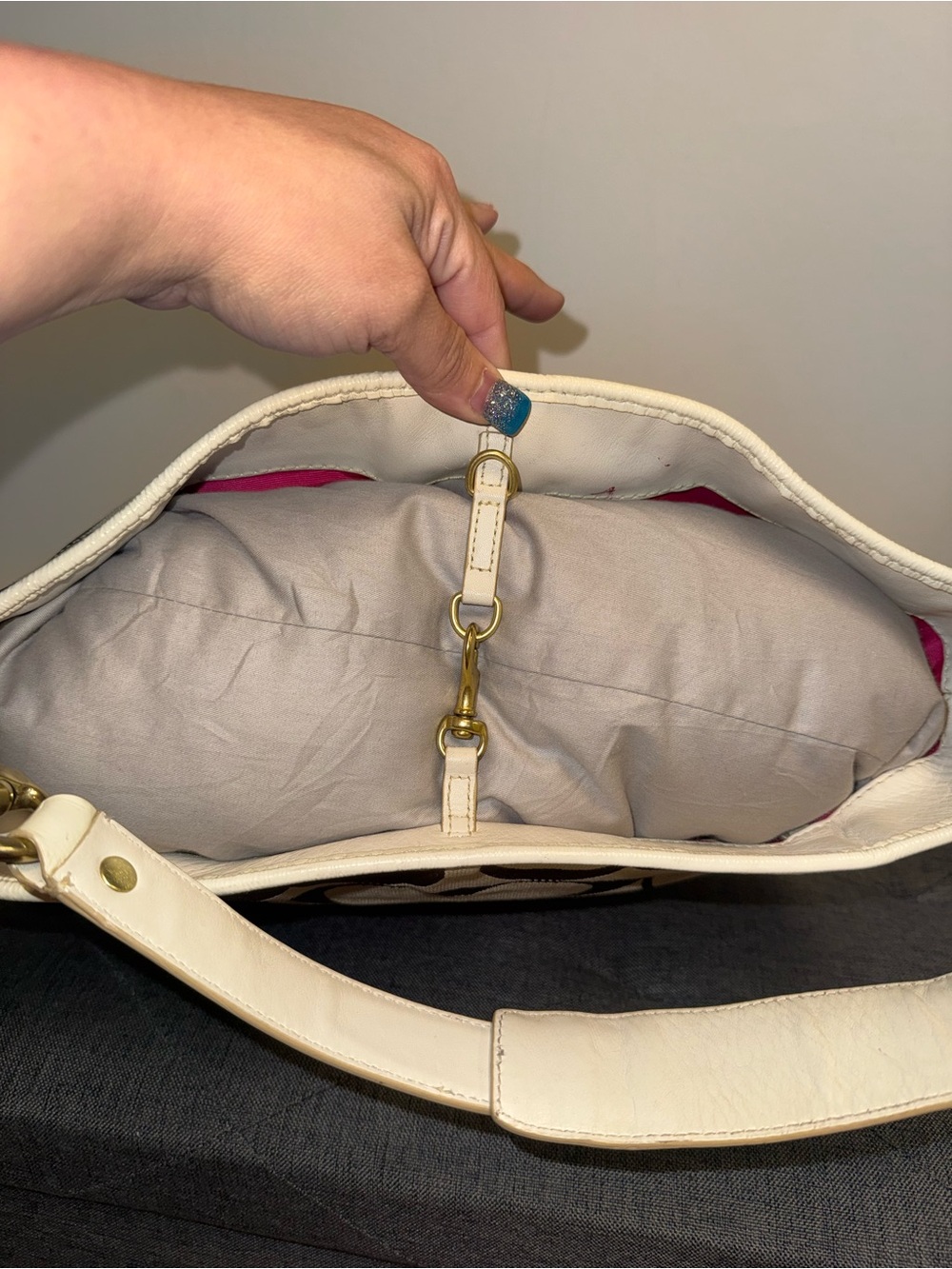 Coach Legacy Multi-Stripe Hobo Bag 10858 - Picture 10 of 15